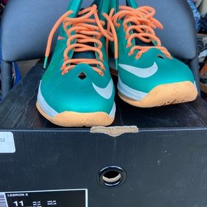 Nike LeBron X Miami Dolphins Size 11